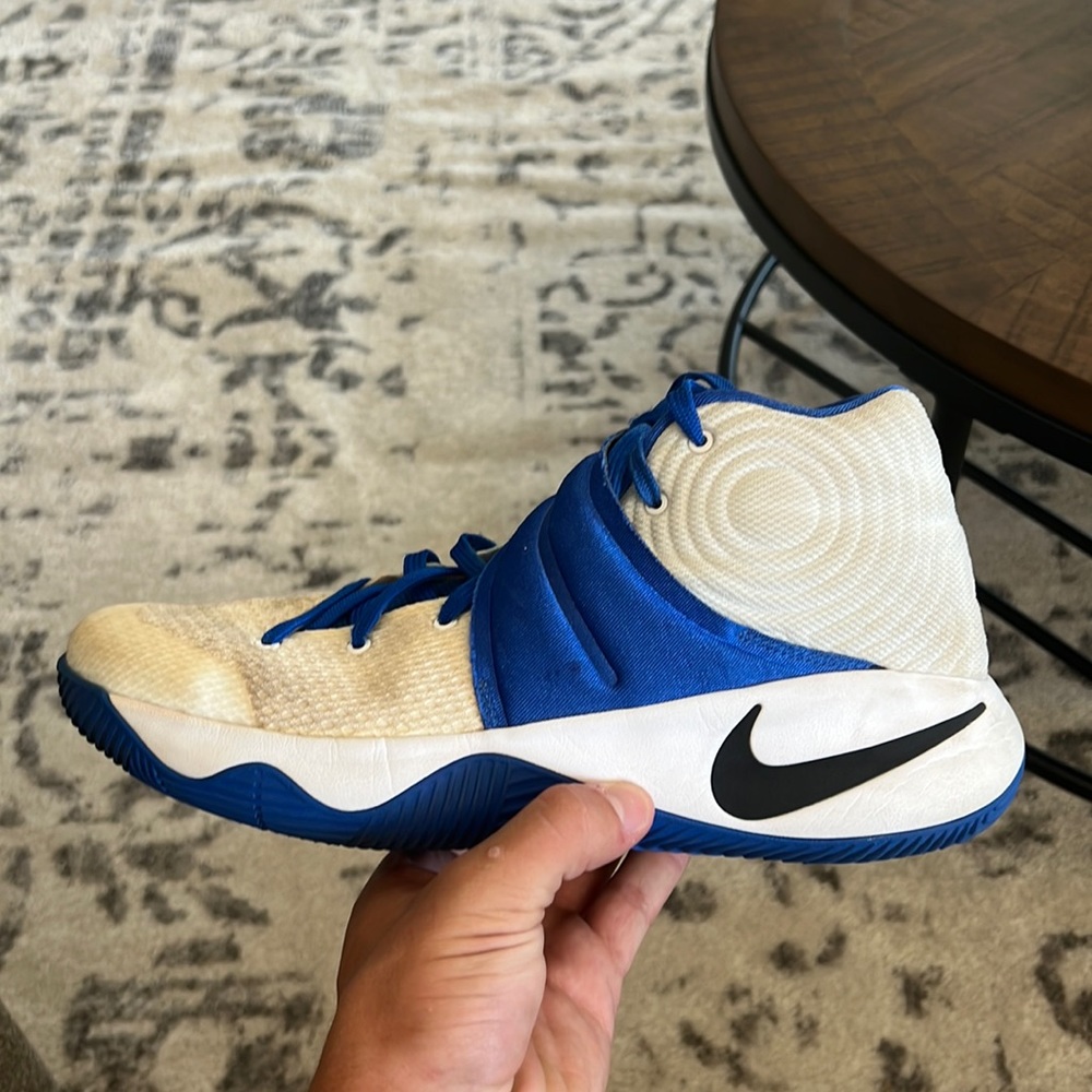 Nike ID Kyrie 2